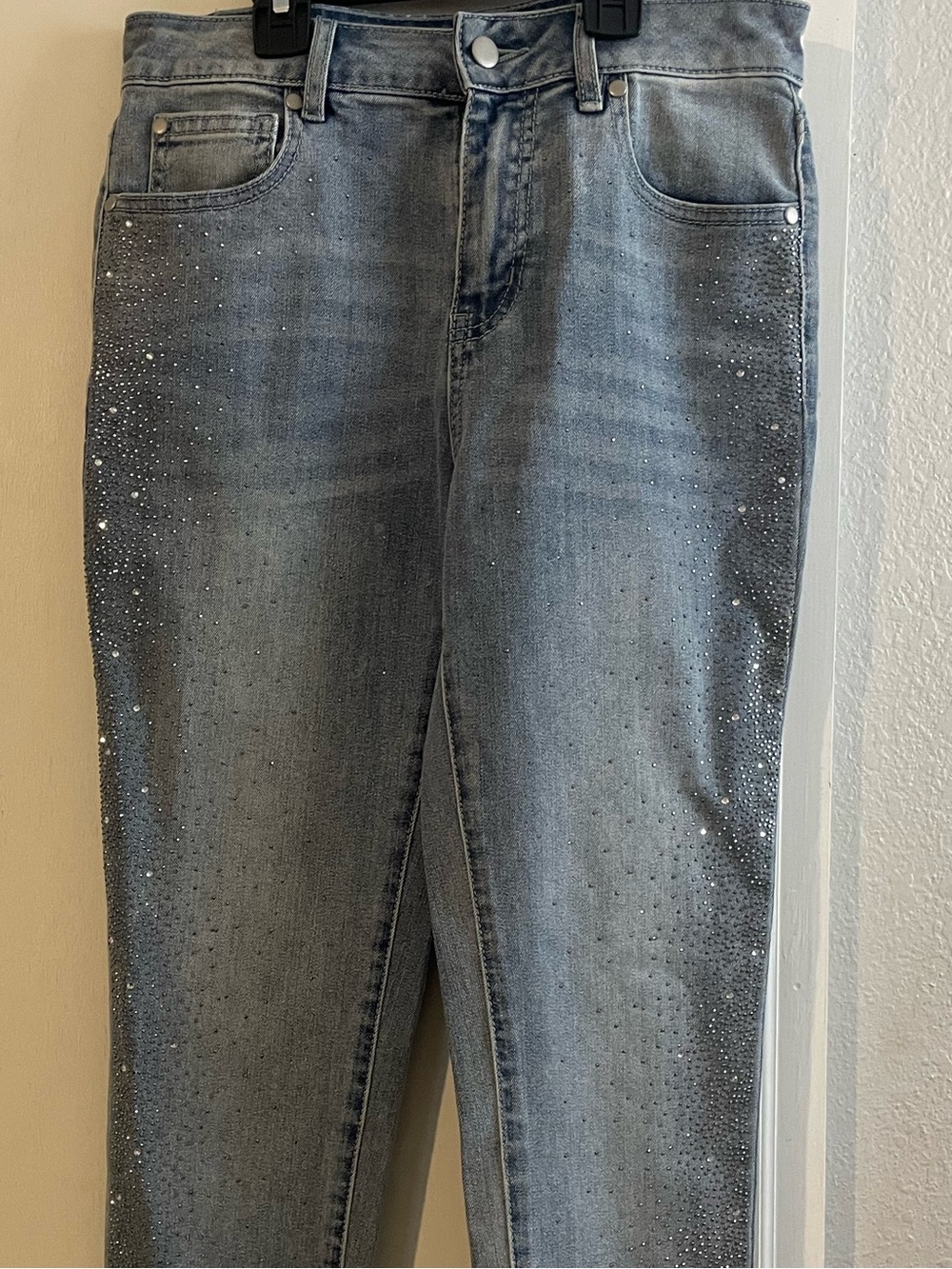 Versona light-wash denim pants dazzling rhinestone - Picture 2 of 5